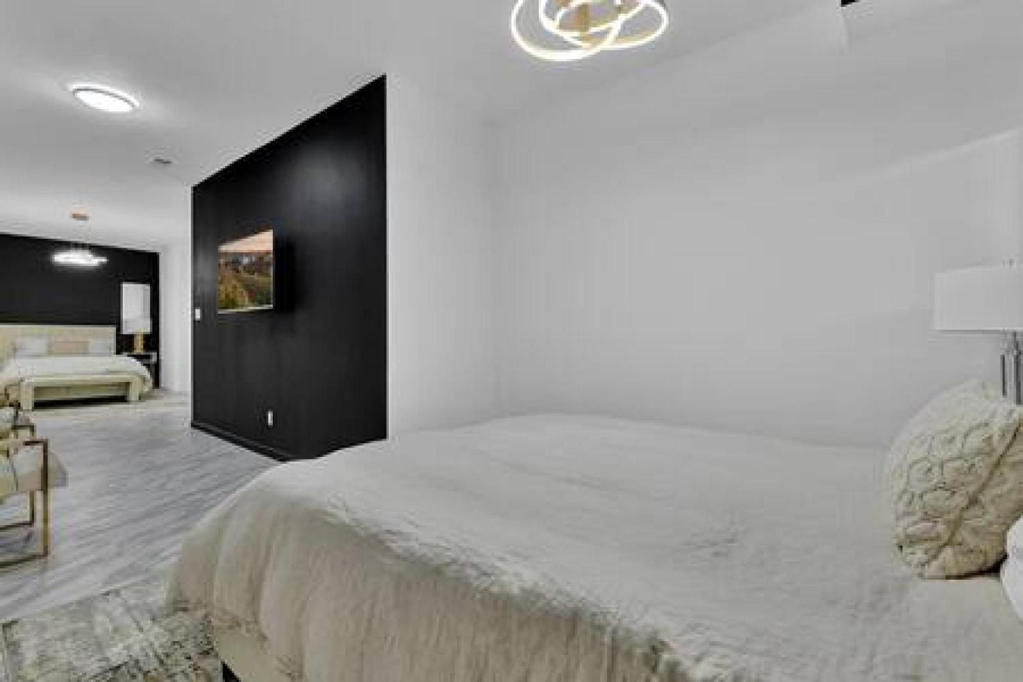 Lovely 4Bd House W Pool, Hot Tub And Free Parking Houston Eksteriør billede